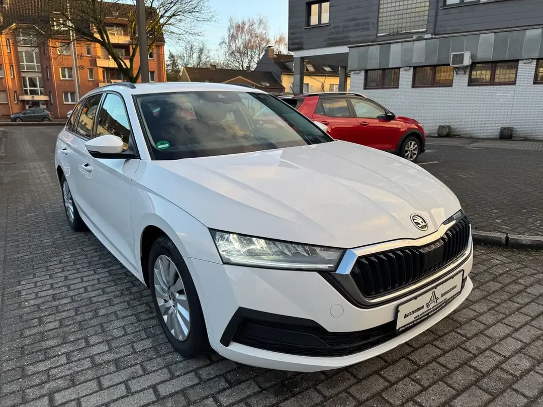 Skoda Octavia - Afbeelding 1