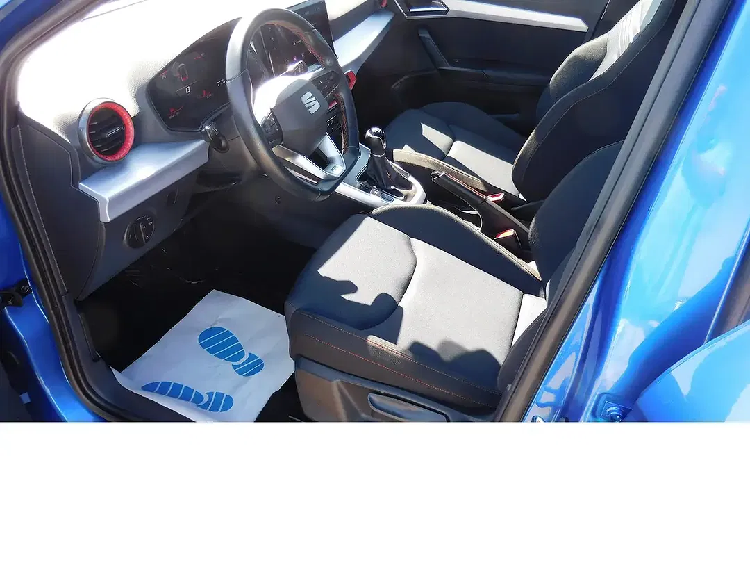 SEAT Arona - Thumbnail 10