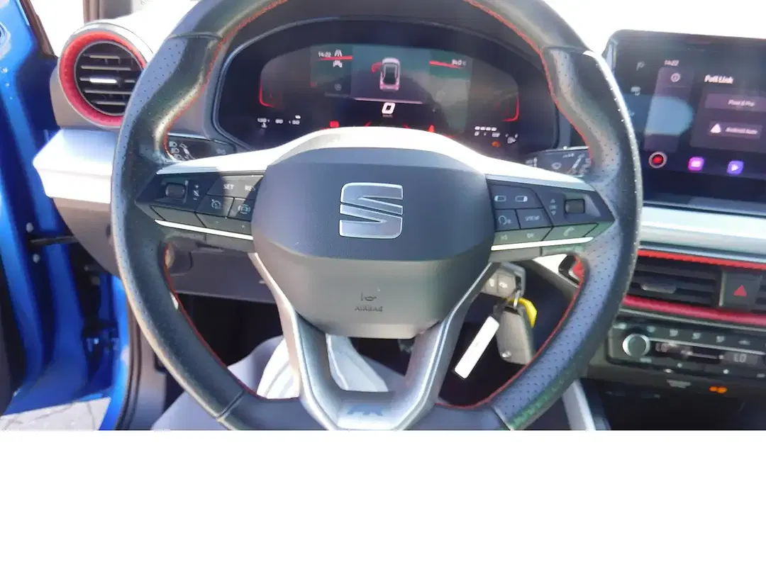SEAT Arona - Thumbnail 9