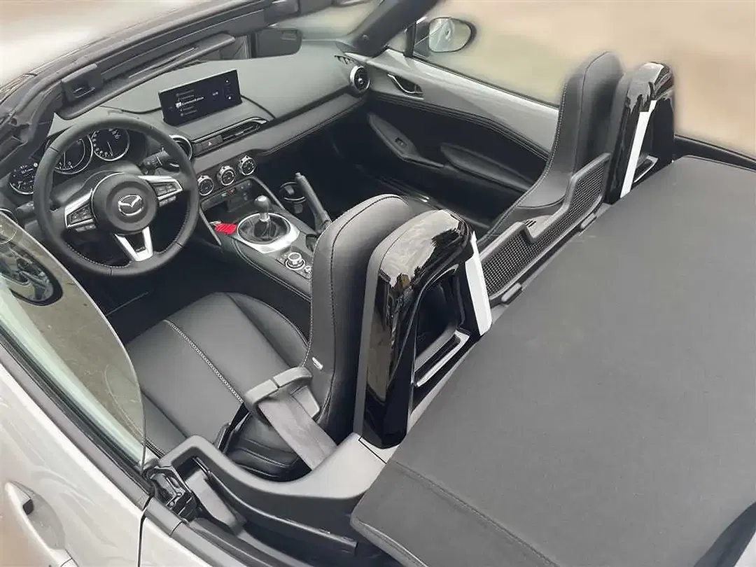 Mazda MX-5 Exclusive-Line - foto 15