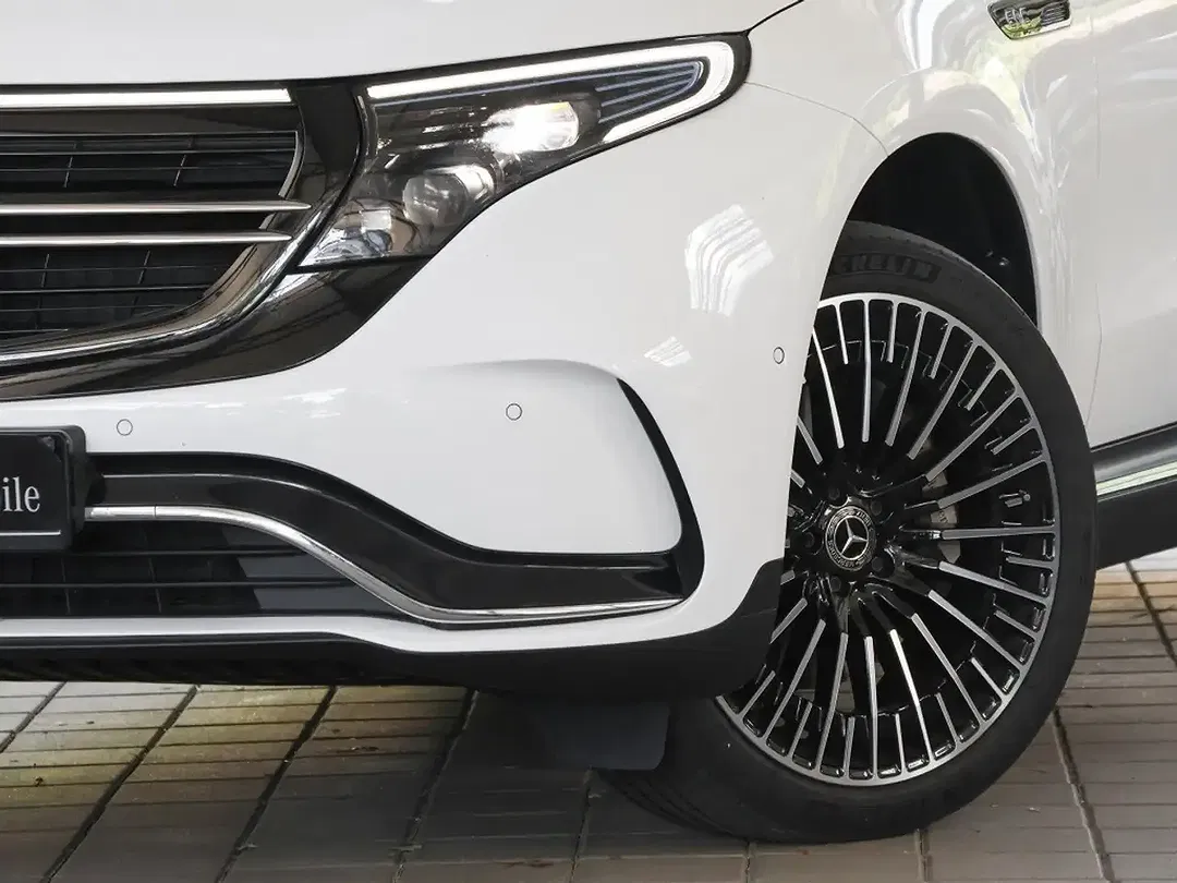 Mercedes-Benz EQC 400 - Thumbnail 5