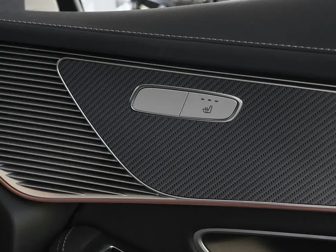 Mercedes-Benz EQC 400 - Thumbnail 7