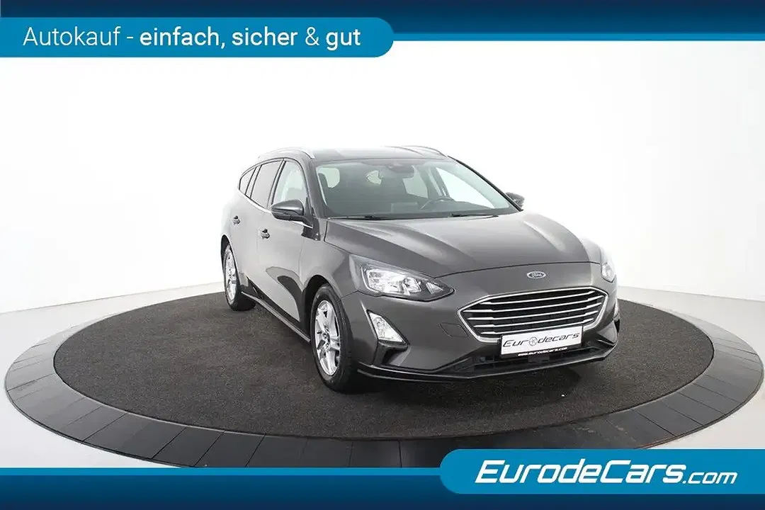 Ford Focus - Thumbnail 8