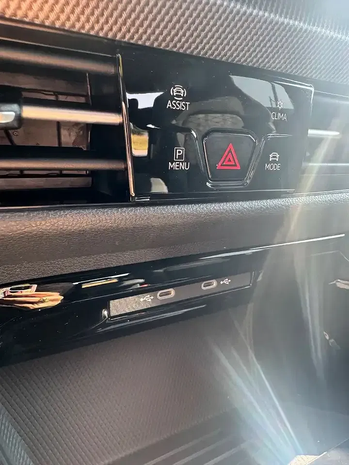 Volkswagen Golf - Thumbnail 13