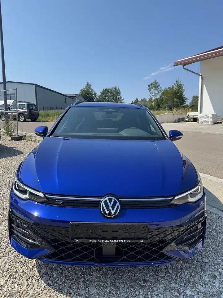 Volkswagen Golf - Thumbnail 5