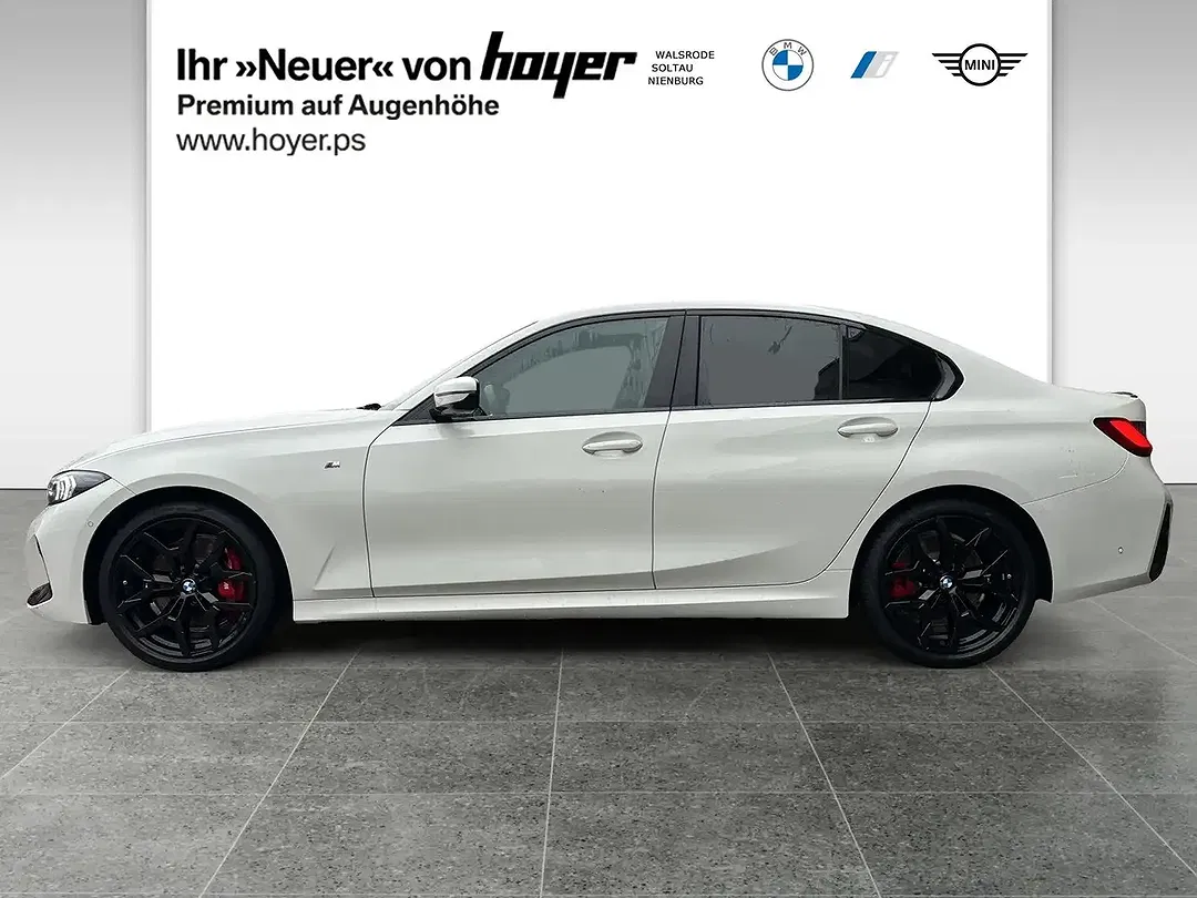 BMW 320 - Thumbnail 3