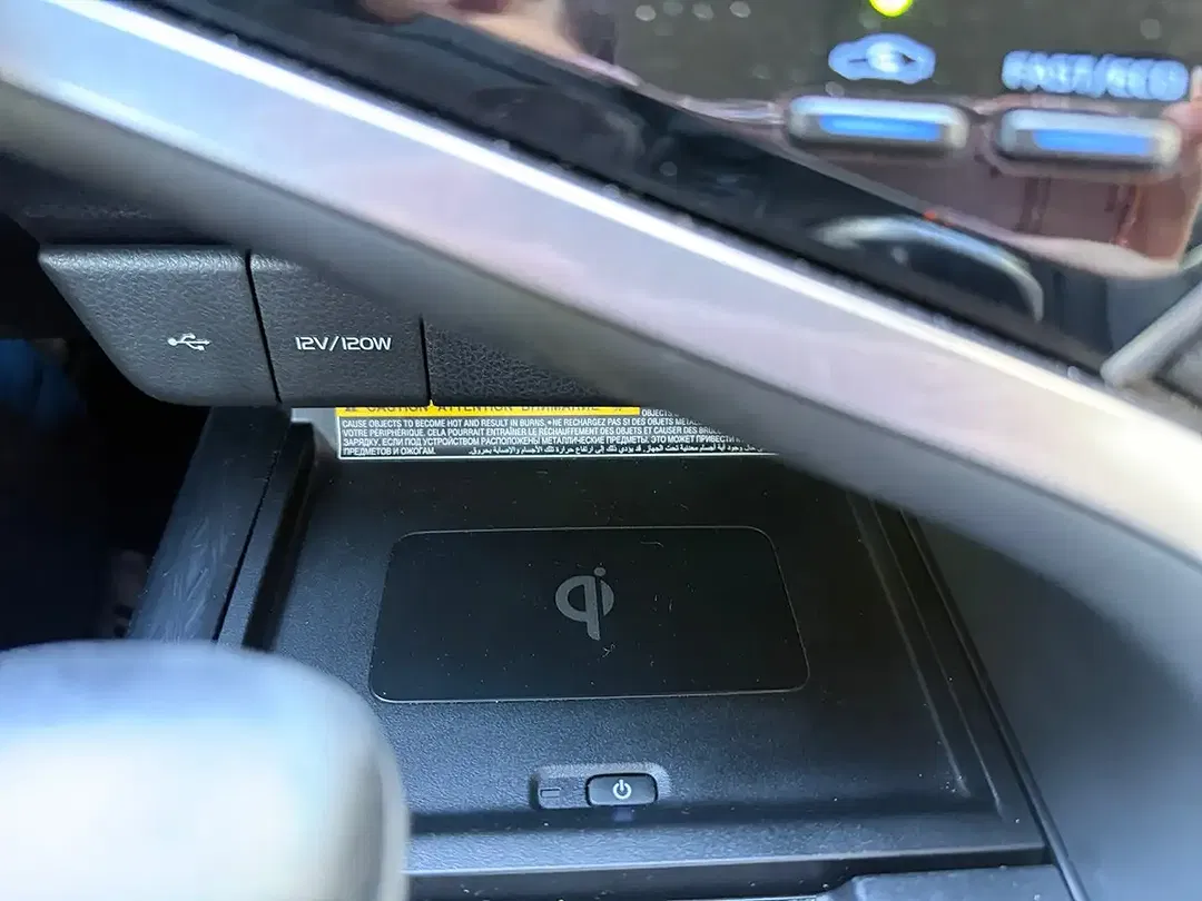 Toyota Camry - Thumbnail 22