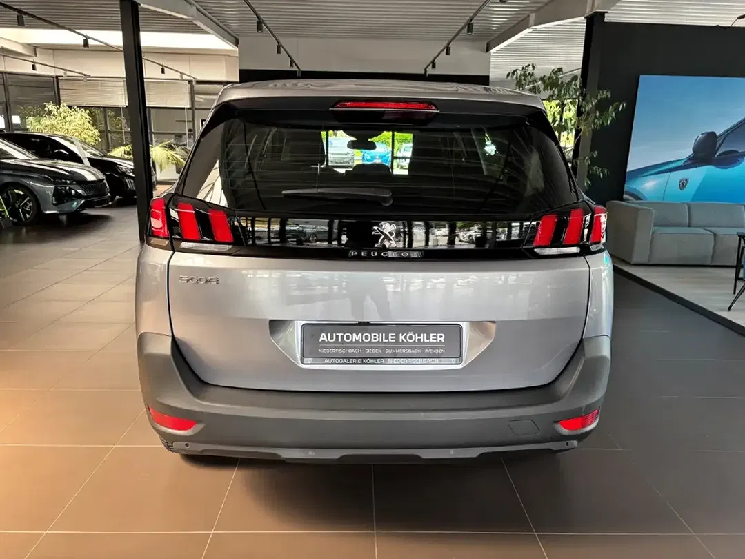 Peugeot 5008 - Thumbnail 4