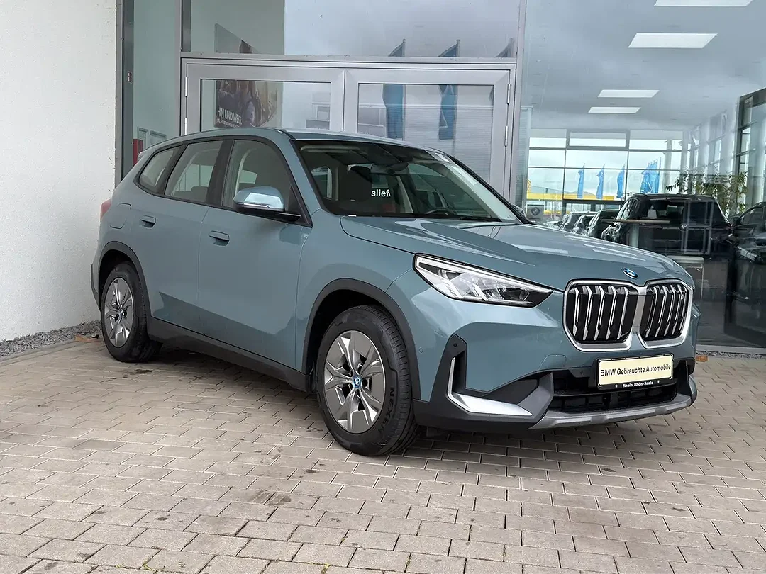 BMW iX1 - Afbeelding 1