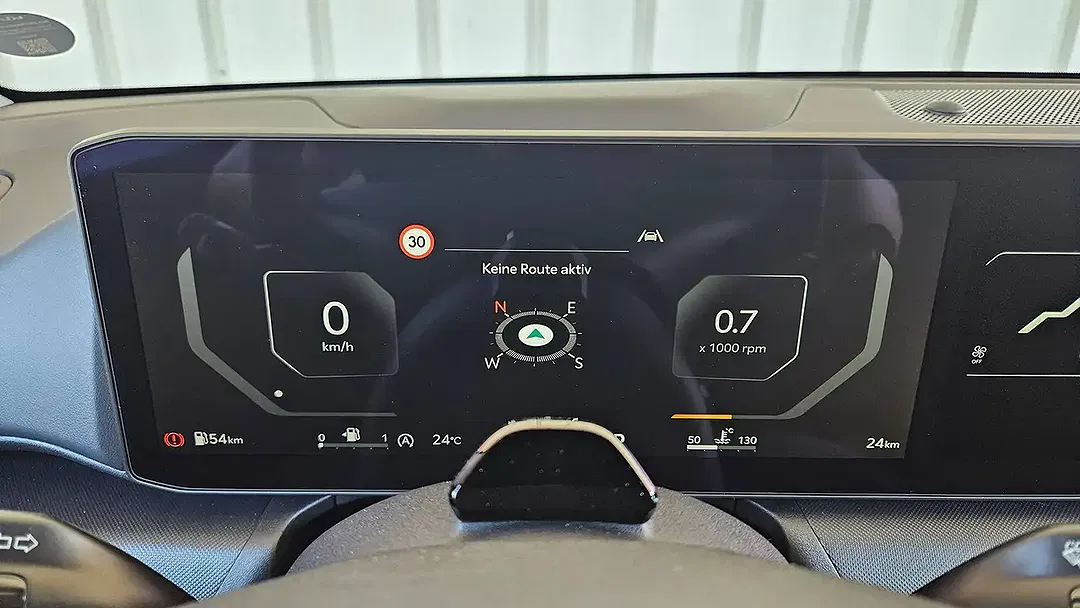 Kia K4 - Thumbnail 8