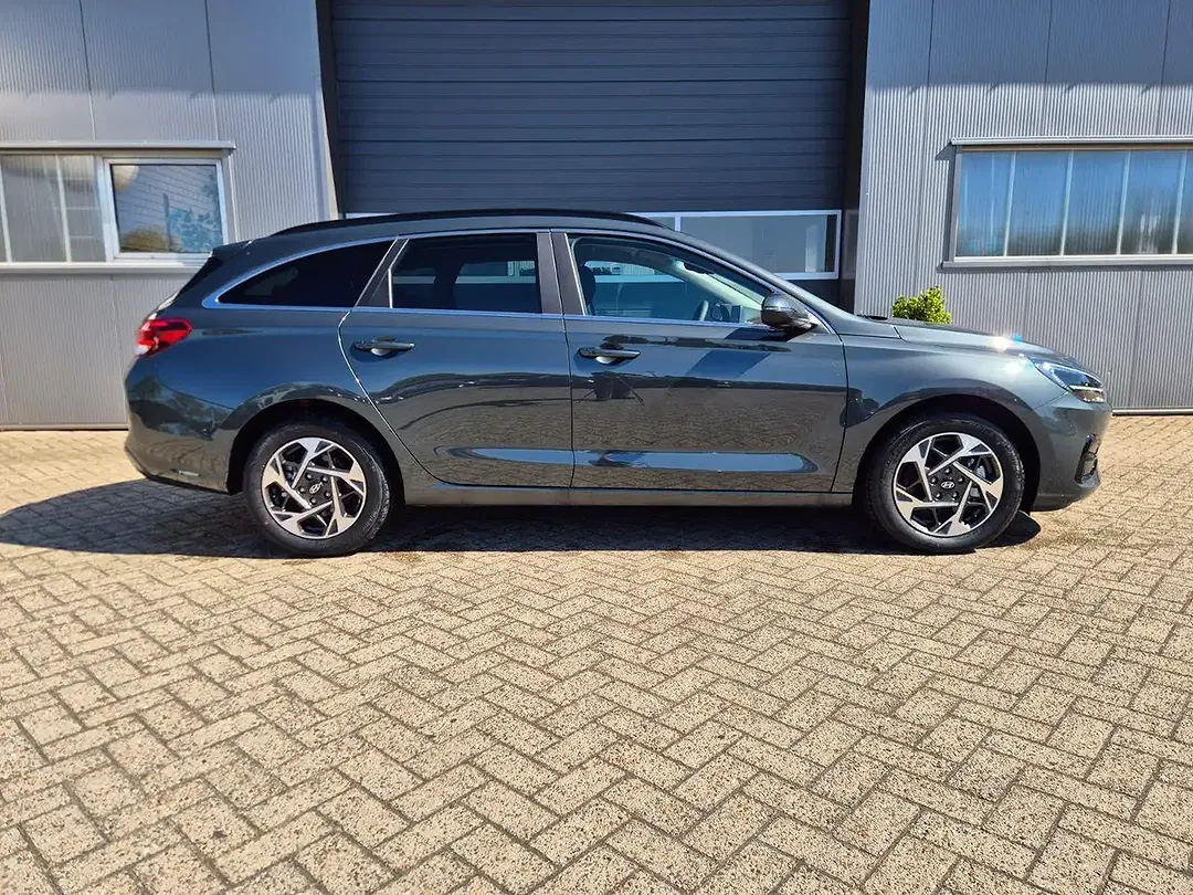 Hyundai i30 - Thumbnail 6