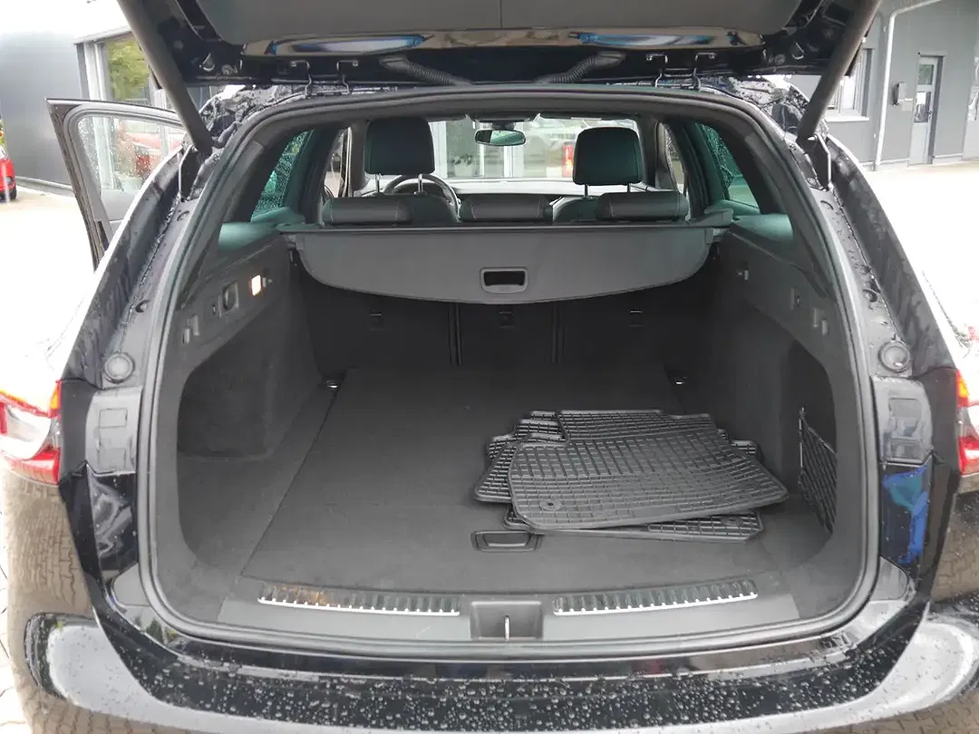 Opel Insignia - Thumbnail 11