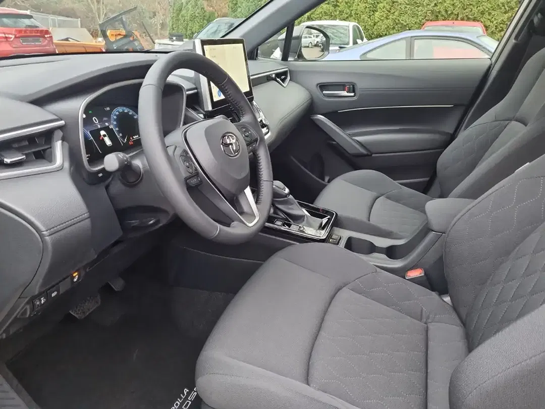 Toyota Corolla Cross - Thumbnail 11