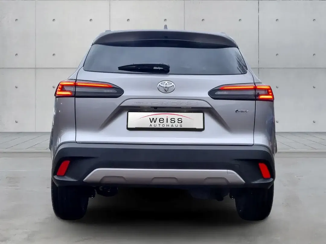 Toyota Corolla Cross - Thumbnail 4
