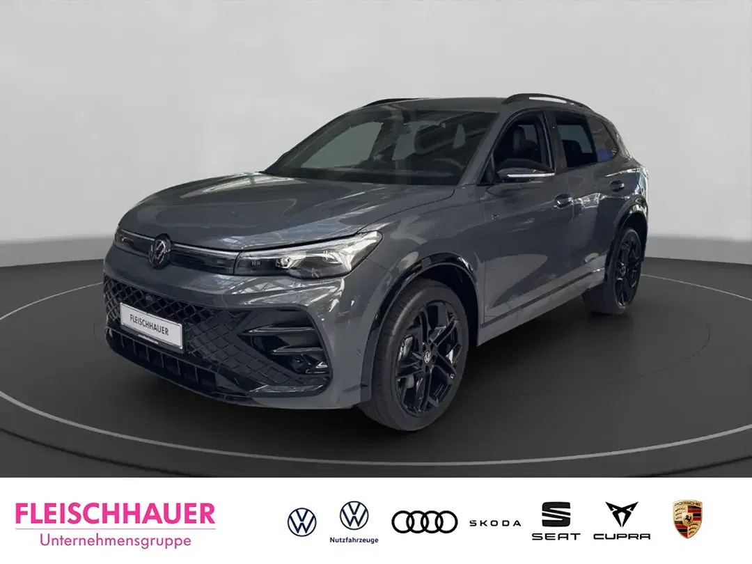 Volkswagen Tiguan - Thumbnail 1