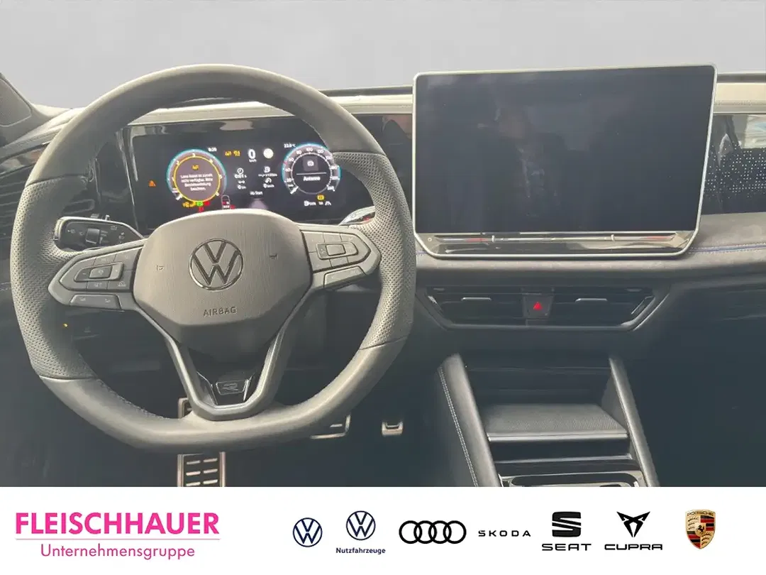 Volkswagen Tiguan - Thumbnail 14
