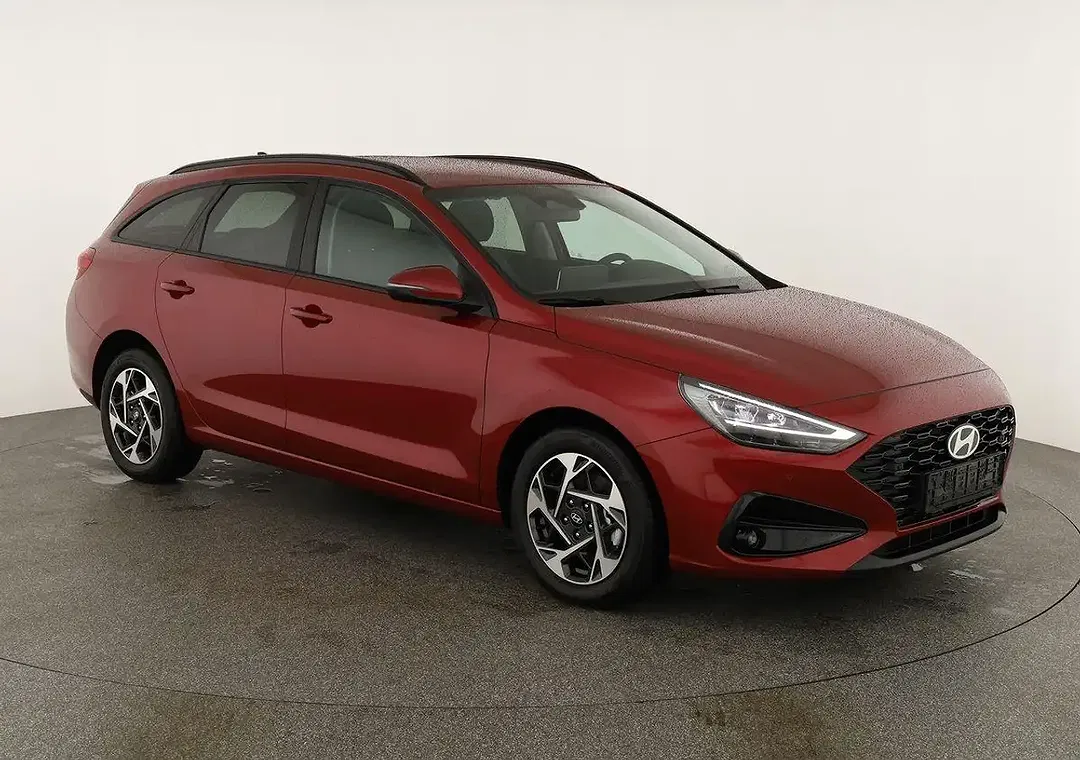 Hyundai i30 - Thumbnail 2