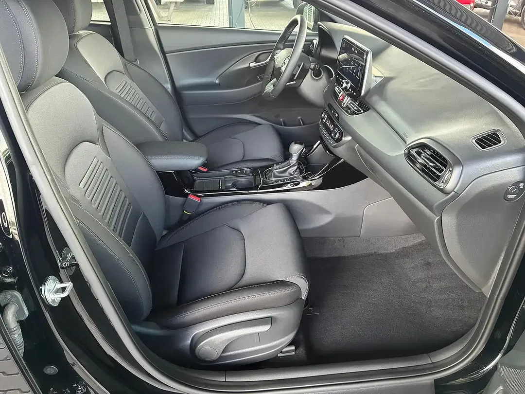 Hyundai i30 - Thumbnail 6