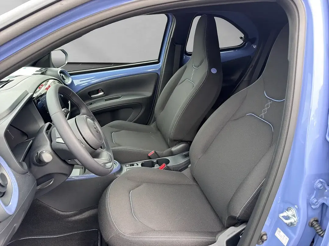 Toyota Aygo X - Thumbnail 9
