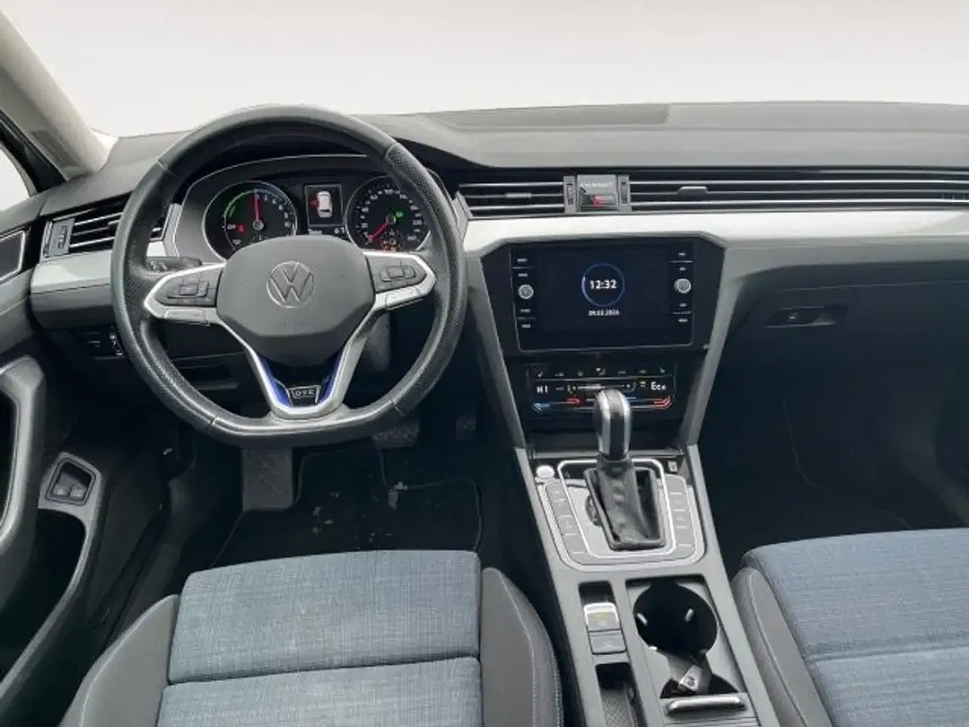 Volkswagen Passat Variant - Thumbnail 6