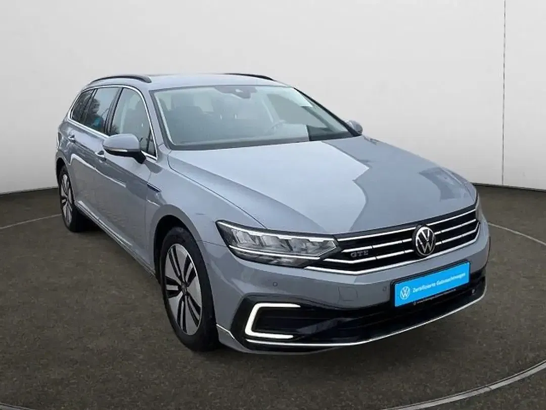 Volkswagen Passat Variant - Thumbnail 4