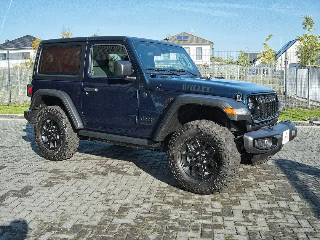 Jeep Wrangler - Thumbnail 12