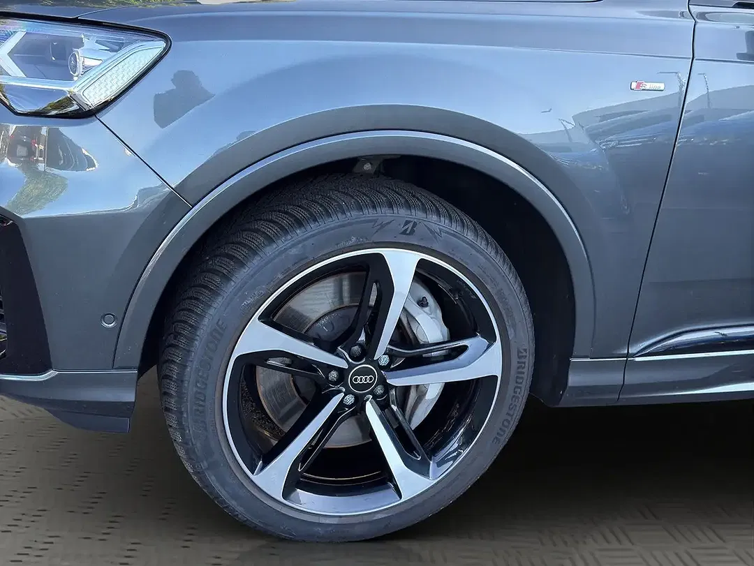 Audi Q7 - Thumbnail 7