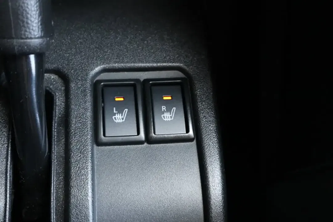 Suzuki Jimny - Thumbnail 20
