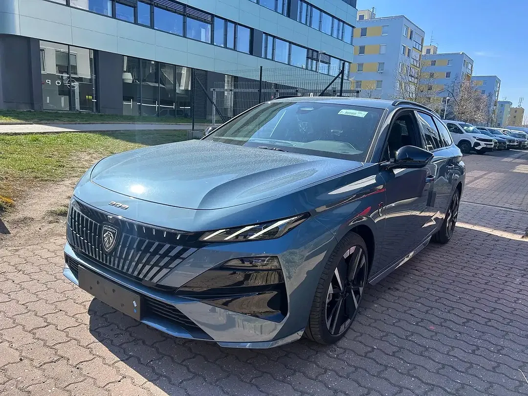 Peugeot 308 - Thumbnail 2