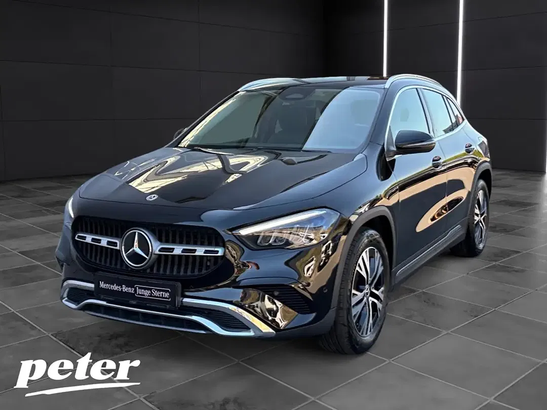 Mercedes-Benz GLA 200 Progressive - foto 1