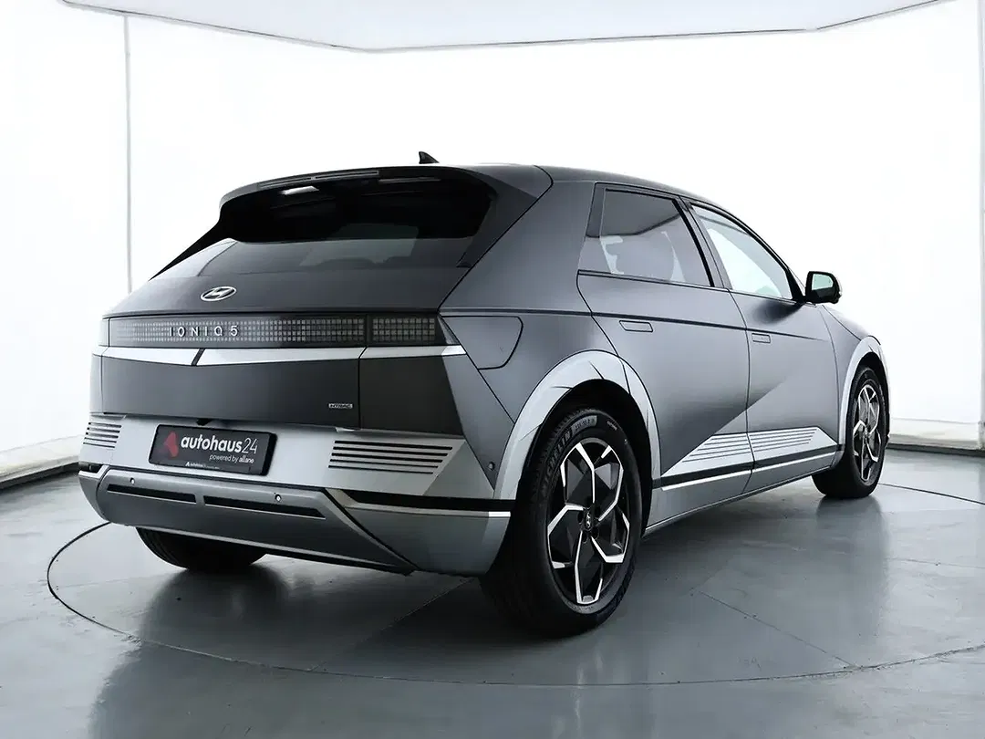 Hyundai IONIQ 5 - Thumbnail 5