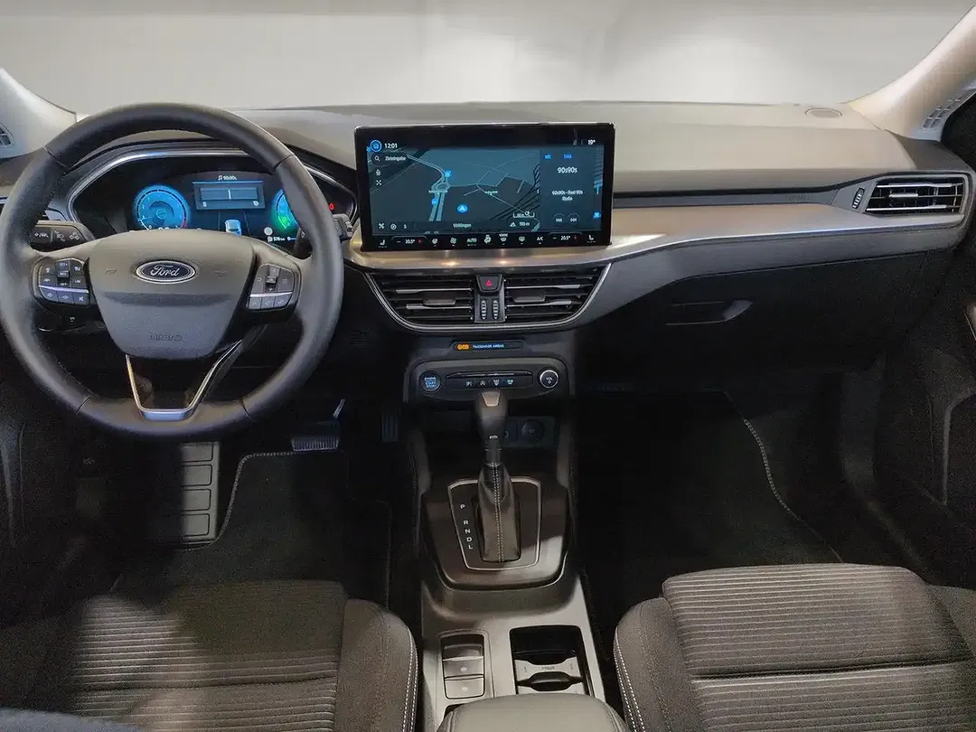 Ford Focus - Thumbnail 11