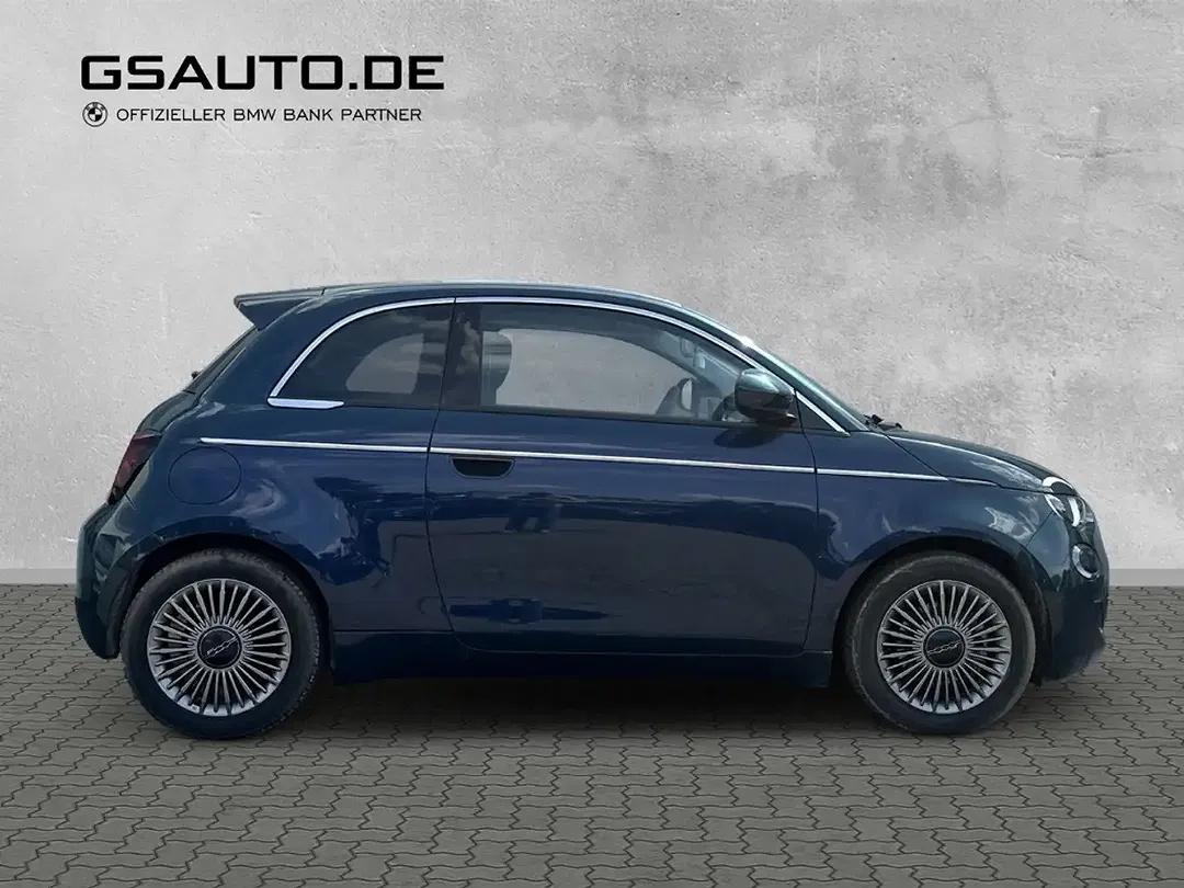 Fiat 500e - Thumbnail 4