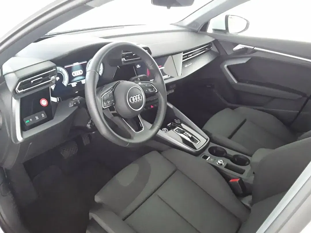 Audi A3 - Thumbnail 4