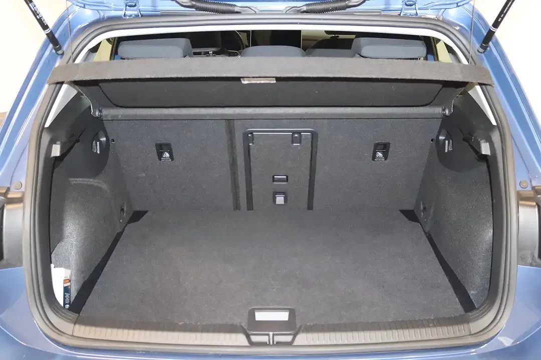 Volkswagen Golf - Thumbnail 7