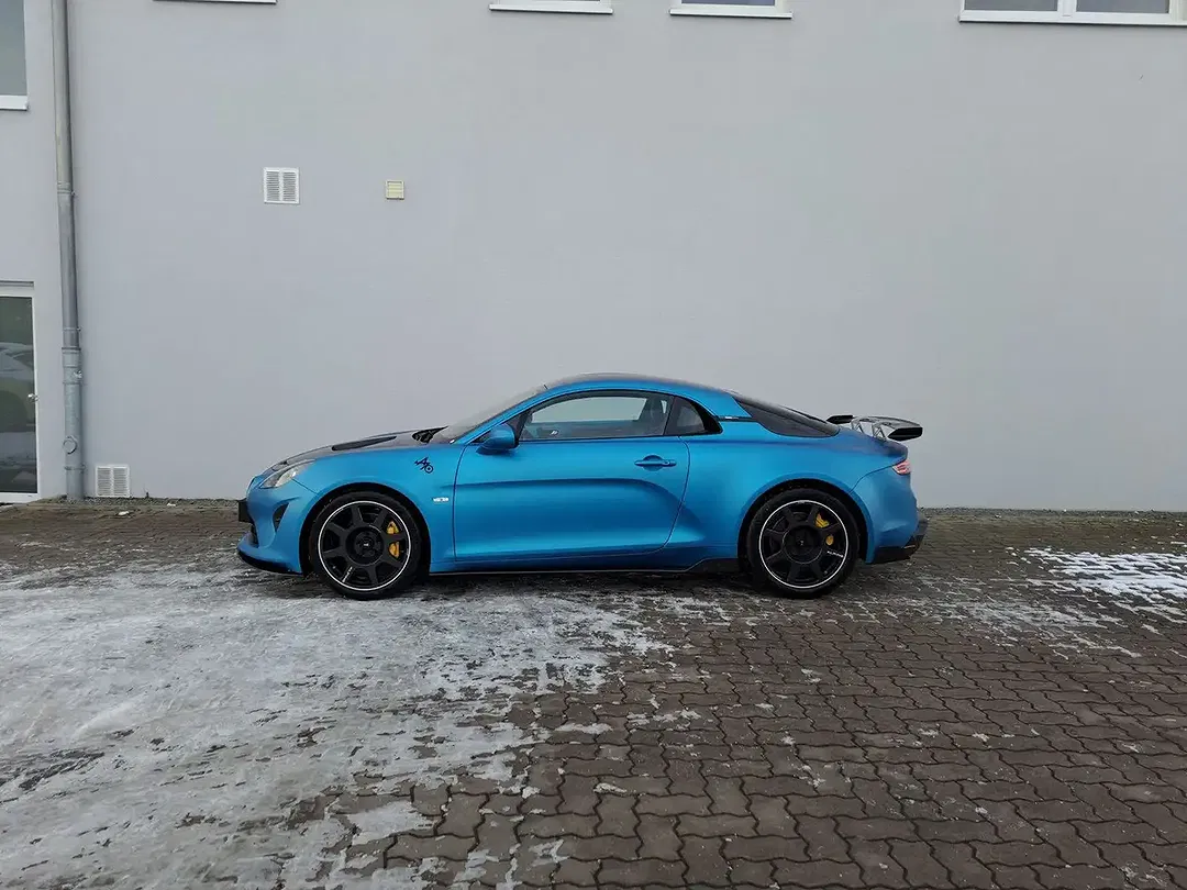 Alpine A110 - Thumbnail 5