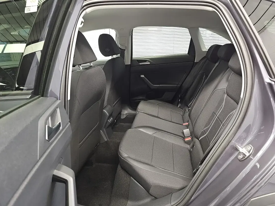 Volkswagen Taigo - Thumbnail 7