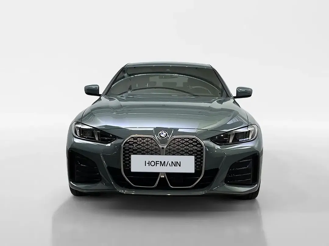 BMW i4 - Thumbnail 2