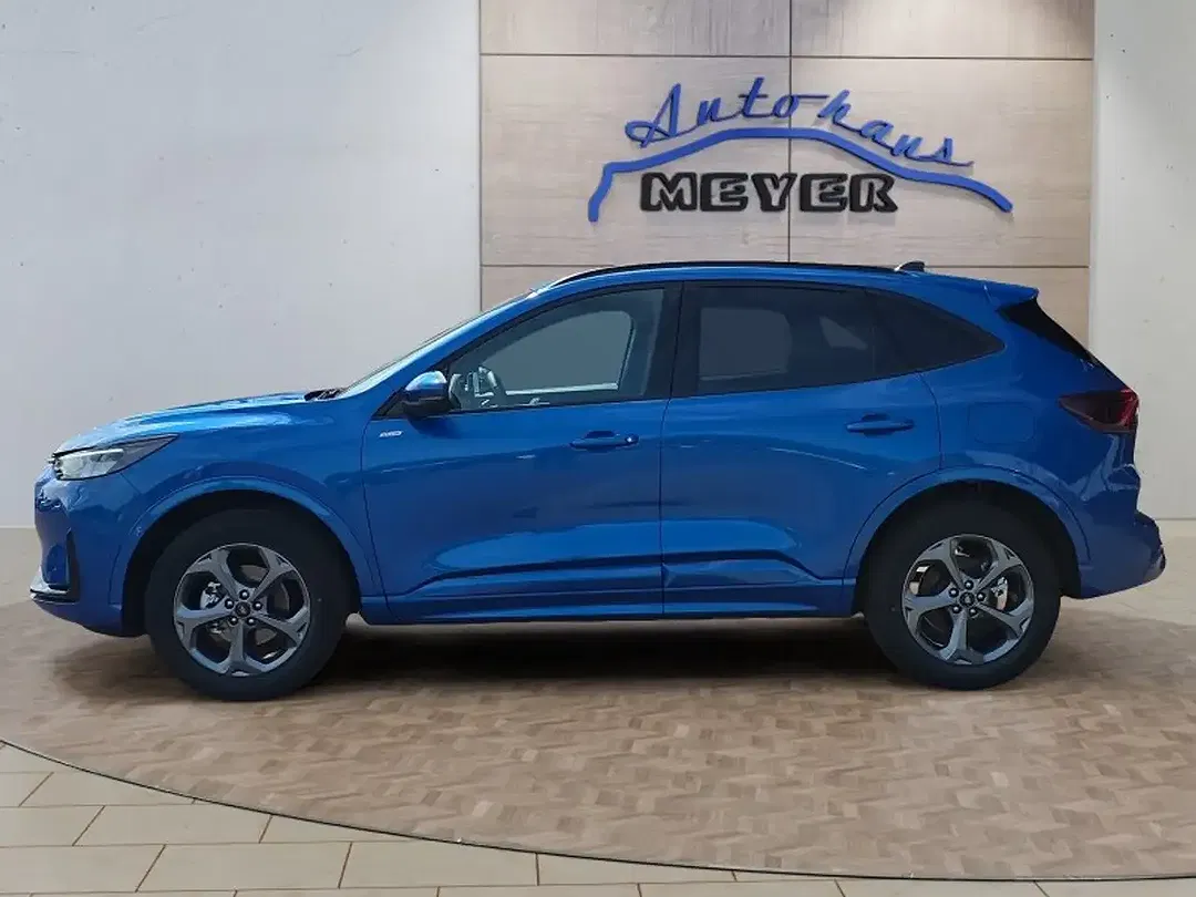 Ford Kuga - Thumbnail 2
