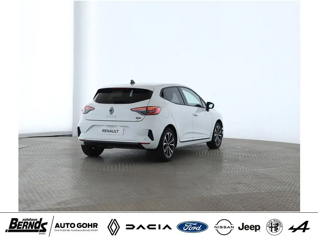 Renault Clio - Thumbnail 5