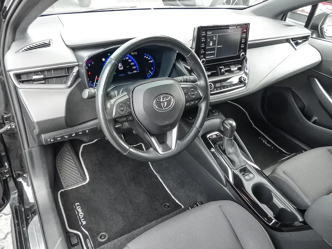 Toyota Corolla - Thumbnail 6