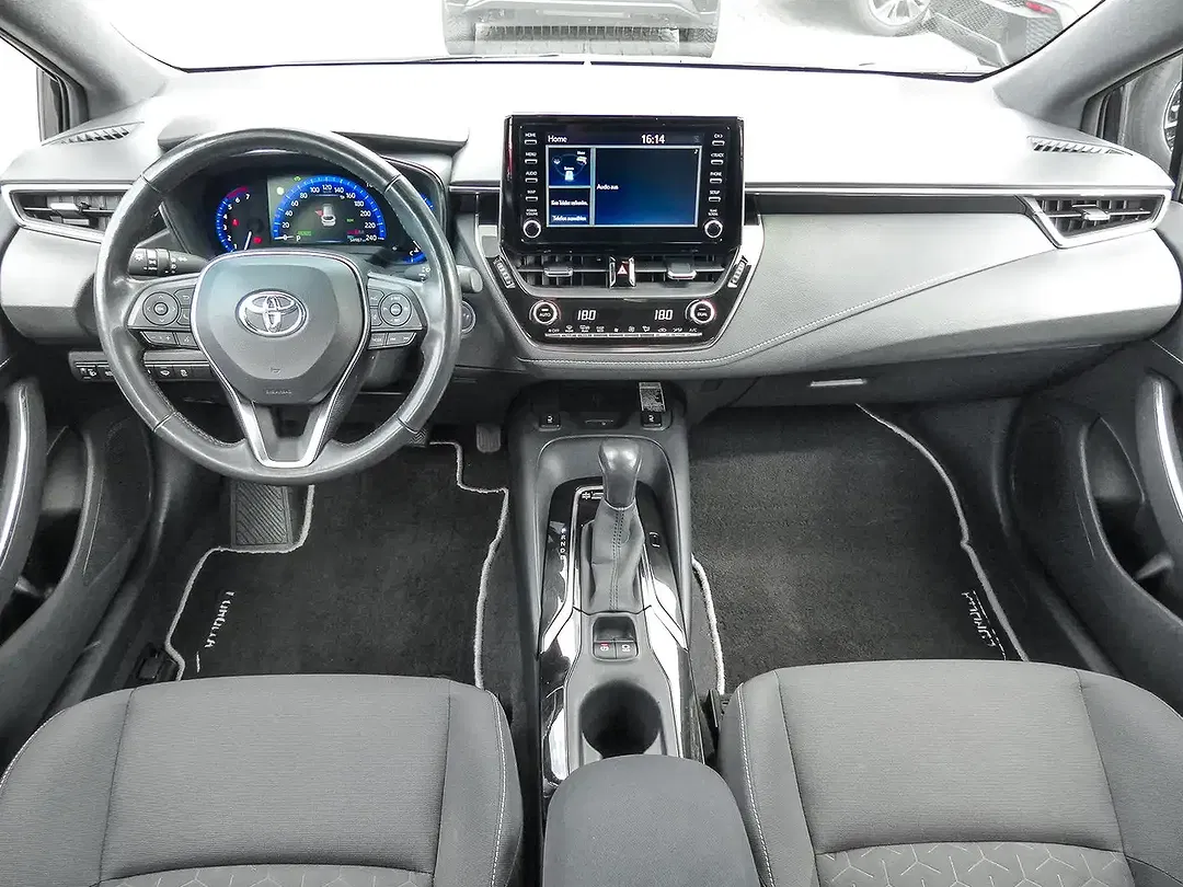 Toyota Corolla - Thumbnail 7