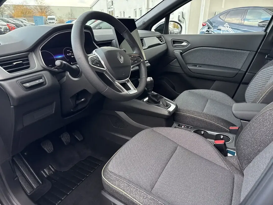 Renault Captur - Thumbnail 10