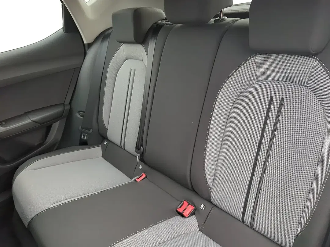 SEAT Leon - Thumbnail 9