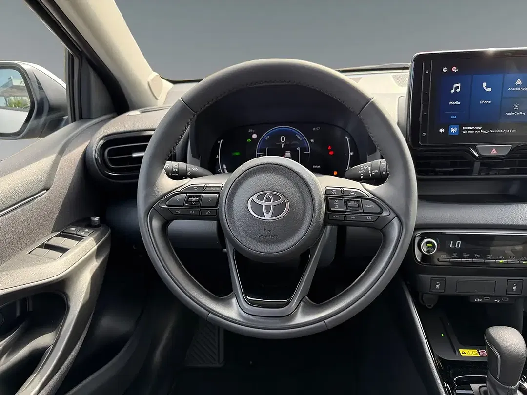 Toyota Yaris - Thumbnail 12