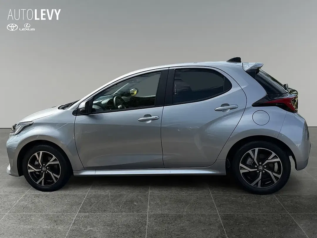 Toyota Yaris 1.5 Hybrid Teamplayer - foto 2