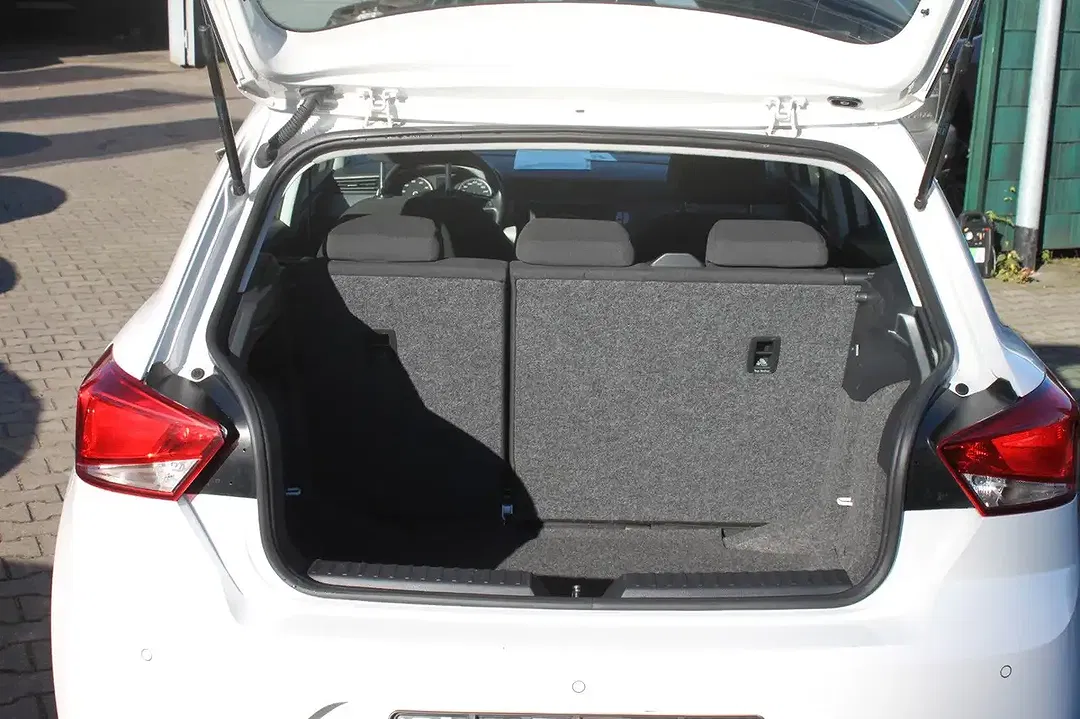 SEAT Ibiza - Thumbnail 5