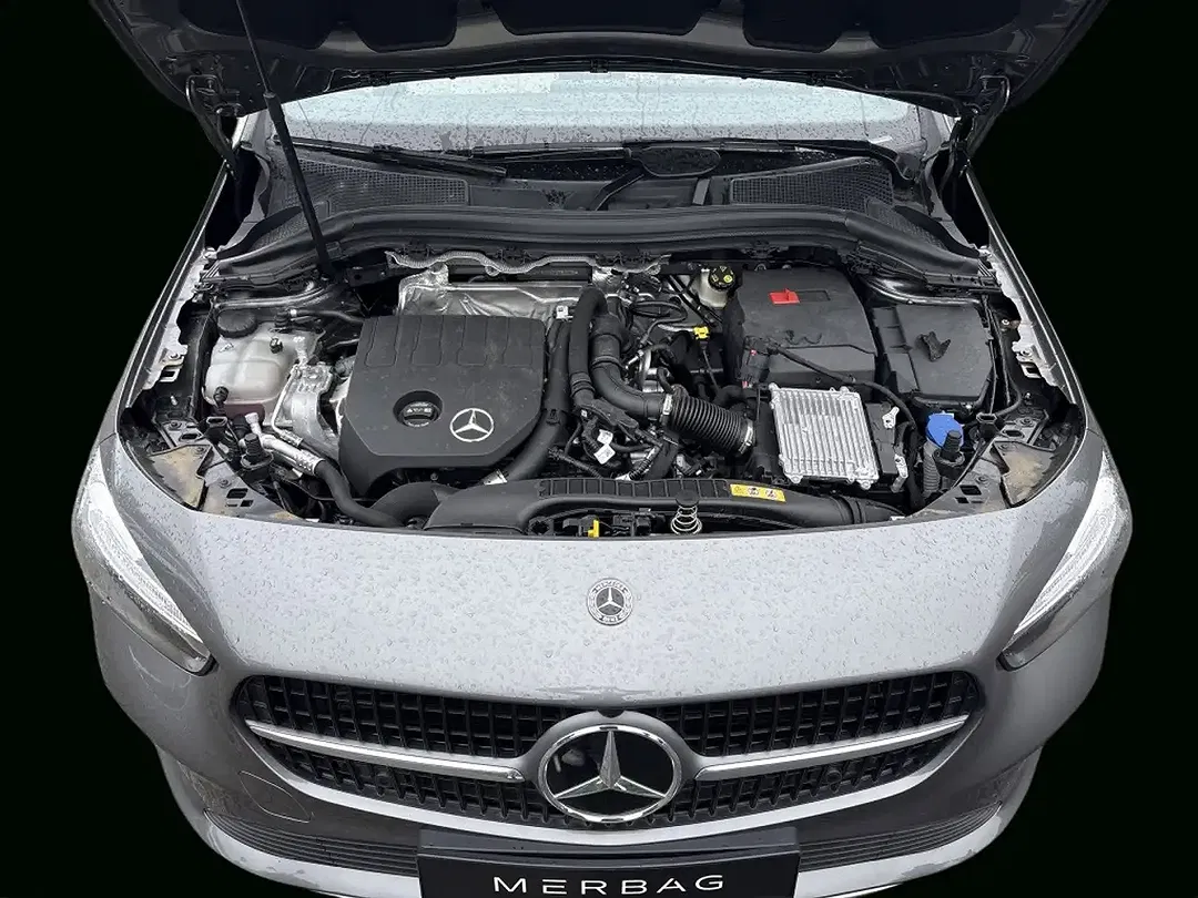 Mercedes-Benz B 180 - Thumbnail 11