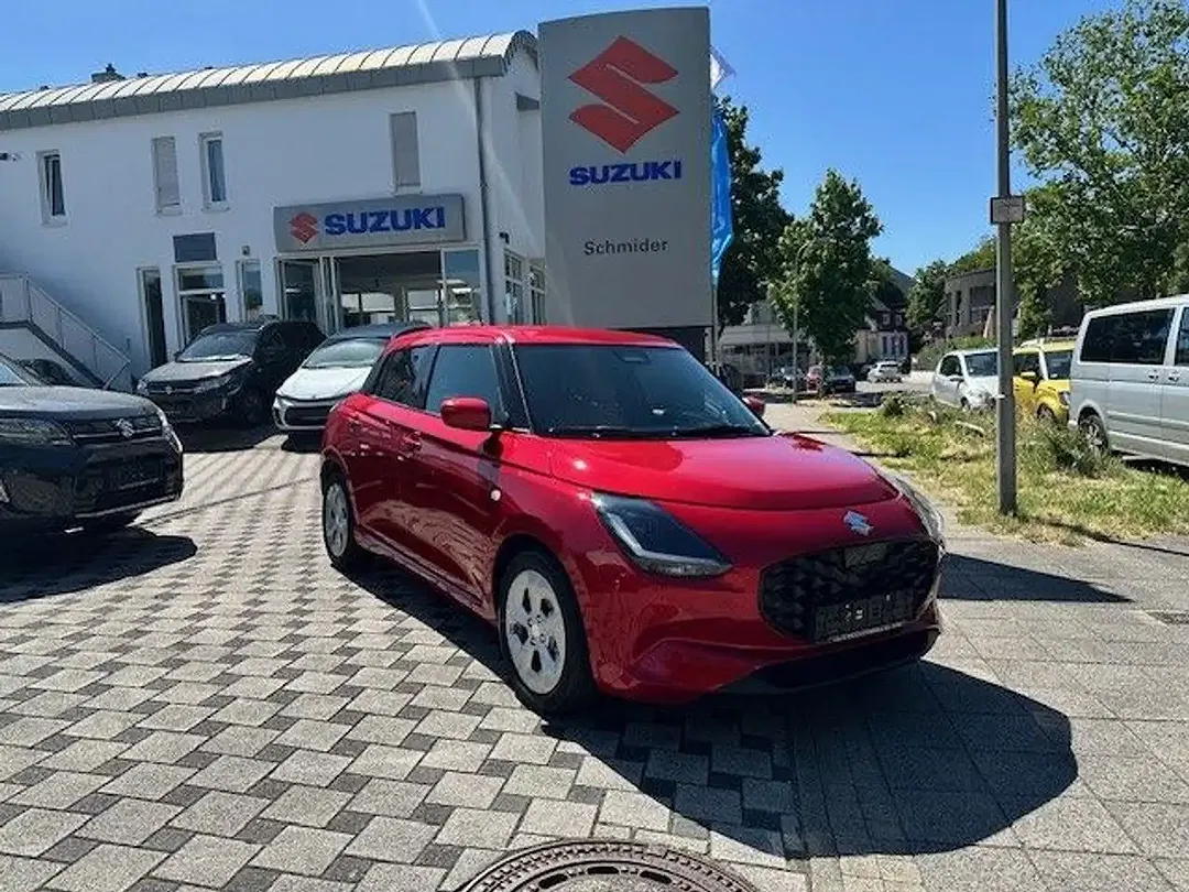 Suzuki Swift - Thumbnail 1