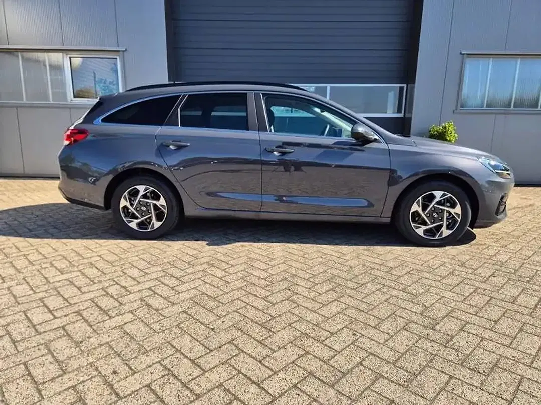 Hyundai i30 - Thumbnail 6
